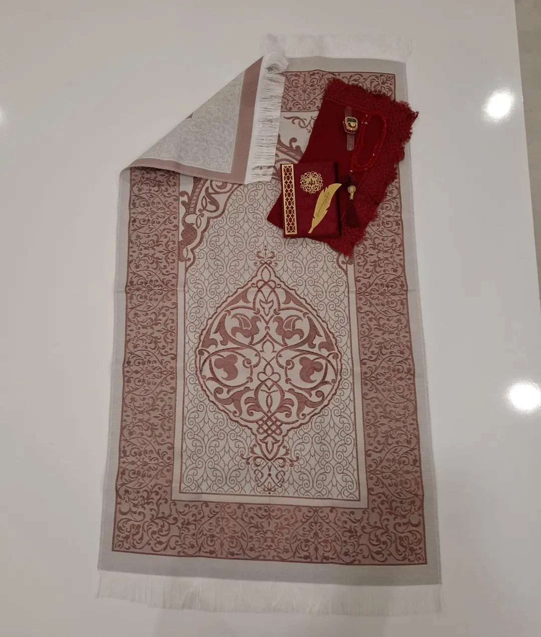 K.Seccade Yasin Ayraç Krs.Tesbih Namaz Ört. M18 3
