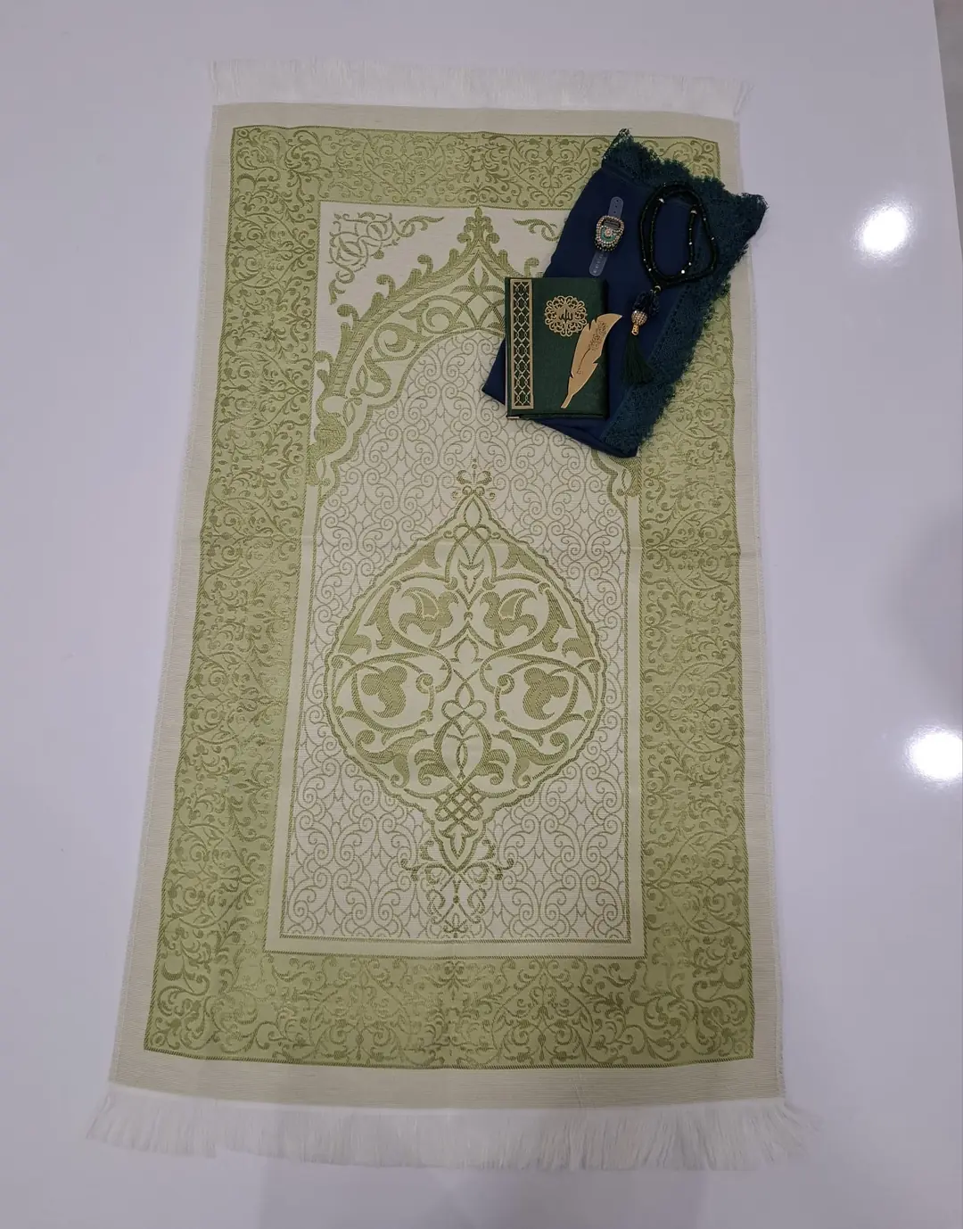 K.Seccade Yasin Ayraç Krs.Tesbih Namaz Ört. M17 2