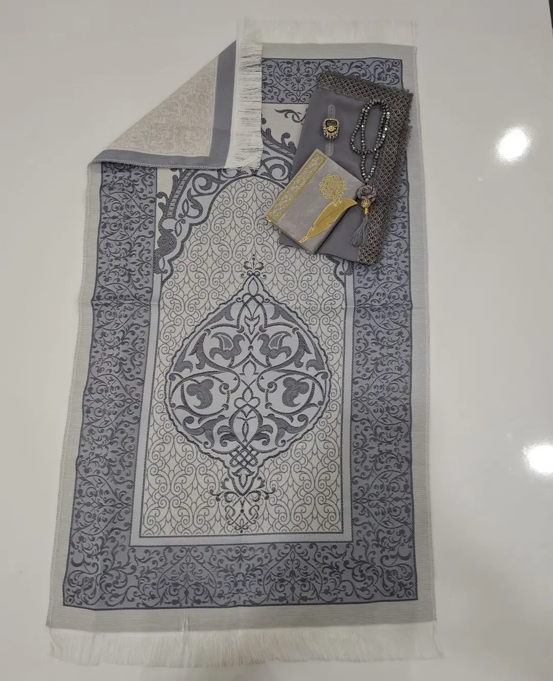 K.Seccade Yasin Ayraç Krs.Tesbih Namaz Ört. M10 3