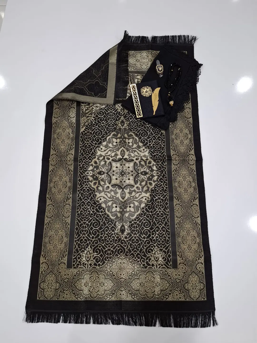 K.Seccade Yasin Ayraç Krs.Tesbih Namaz Ört. M20 3