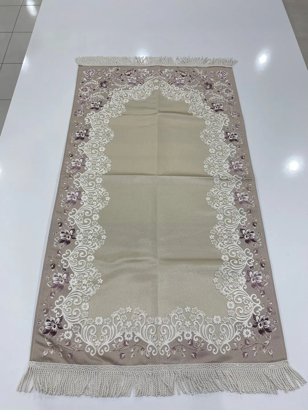 Seccade Saten Kanaviçe İşlemeli Astarlı Model 10