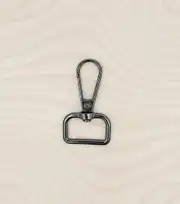 2 cm Yaylı Çanta Klipsi-Akrep Kanca Füme 1